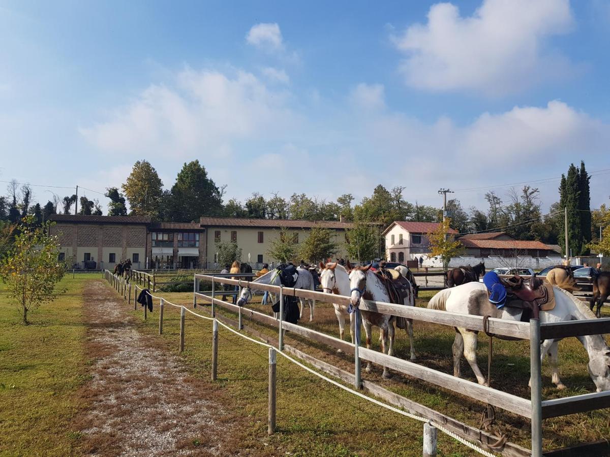Ostello Molino Di Basso Roccafranca Buitenkant foto